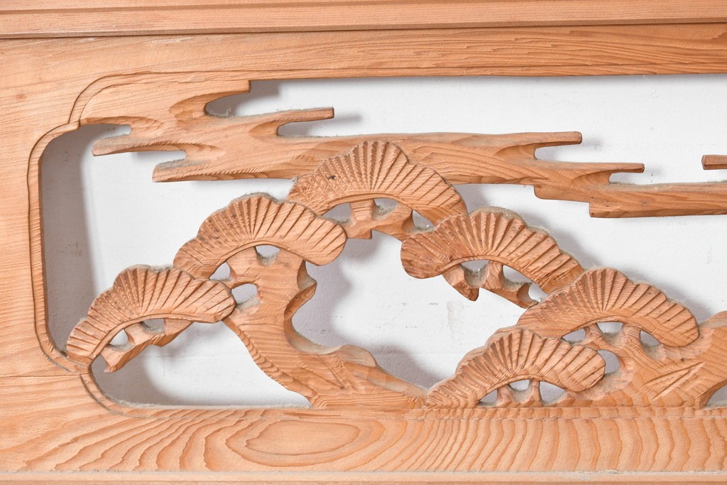 ヴィンテージ建具　昭和中期　松に舞う鶴の彫刻が美しい欄間2枚セット　(R-087559)