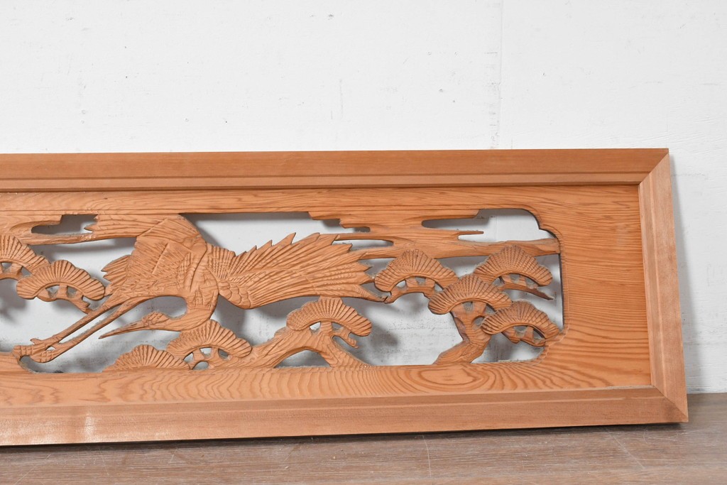 ヴィンテージ建具　昭和中期　松に舞う鶴の彫刻が美しい欄間2枚セット　(R-087559)
