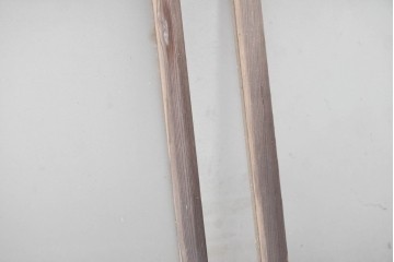 ヴィンテージ建具　昭和中期　シンプルなデザインで取り入れやすい明り取り2枚セット　(R-087560)