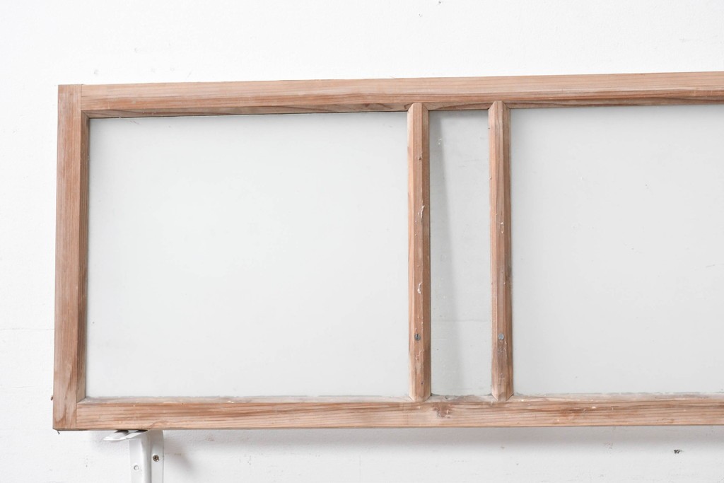 ヴィンテージ建具　昭和中期　シンプルなデザインで取り入れやすい明り取り2枚セット　(R-087560)