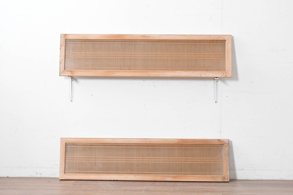 ヴィンテージ建具　昭和後期　両面ガラス　繊細な縦桟が美しい筬欄間2枚セット　(R-087561)