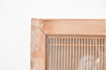 ヴィンテージ建具　昭和後期　両面ガラス　繊細な縦桟が美しい筬欄間2枚セット　(R-087561)