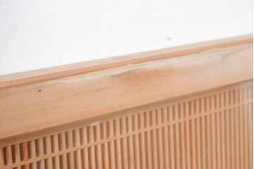 ヴィンテージ建具　昭和後期　両面ガラス　繊細な縦桟が美しい筬欄間2枚セット　(R-087561)