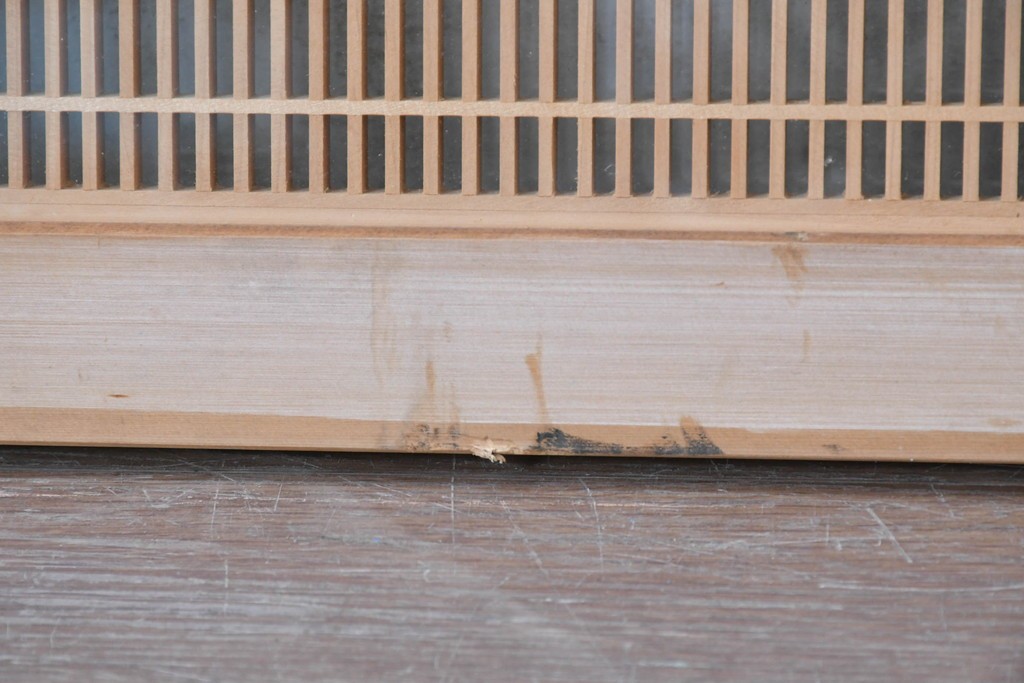 ヴィンテージ建具　昭和後期　両面ガラス　繊細な縦桟が美しい筬欄間2枚セット　(R-087561)