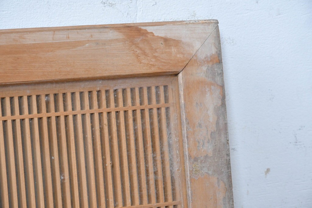 ヴィンテージ建具　昭和後期　両面ガラス　繊細な縦桟が美しい筬欄間2枚セット　(R-087561)