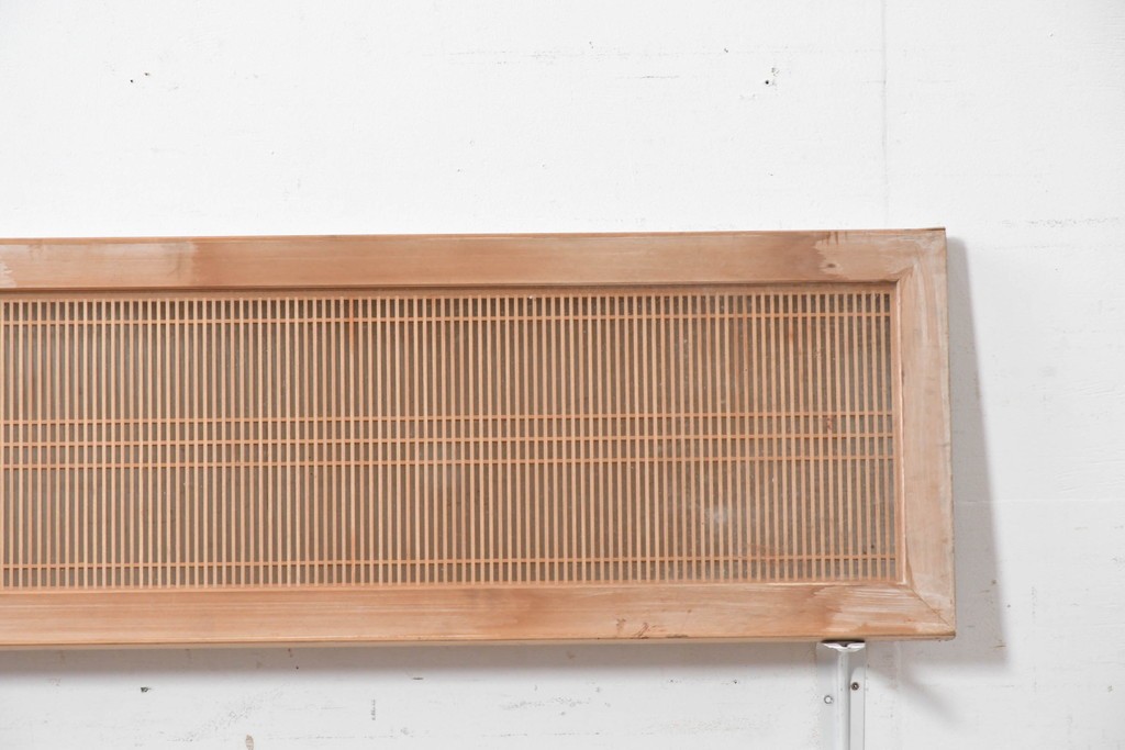 ヴィンテージ建具　昭和後期　両面ガラス　繊細な縦桟が美しい筬欄間2枚セット　(R-087561)