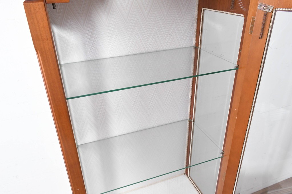 中古　イタリア製　高級家具　FP PASI(フランチェスコ・パージ)　アーチ型のトップが印象的なガラスキャビネット　(R-087564)