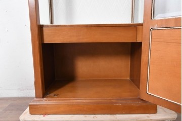 中古　イタリア製　高級家具　FP PASI(フランチェスコ・パージ)　アーチ型のトップが印象的なガラスキャビネット　(R-087564)