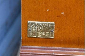 中古　イタリア製　高級家具　FP PASI(フランチェスコ・パージ)　アーチ型のトップが印象的なガラスキャビネット　(R-087564)