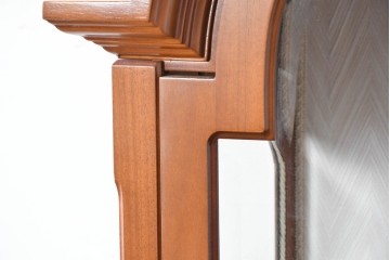 中古　イタリア製　高級家具　FP PASI(フランチェスコ・パージ)　アーチ型のトップが印象的なガラスキャビネット　(R-087564)