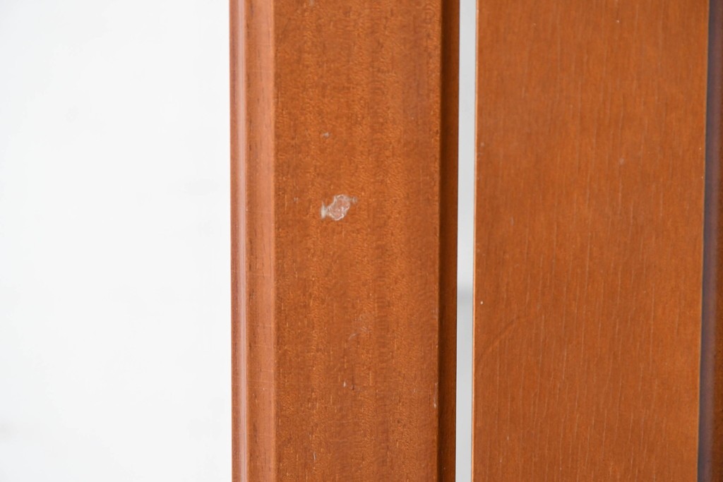 中古　イタリア製　高級家具　FP PASI(フランチェスコ・パージ)　アーチ型のトップが印象的なガラスキャビネット　(R-087564)