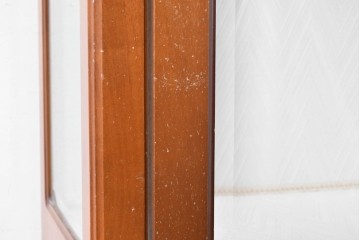 中古　イタリア製　高級家具　FP PASI(フランチェスコ・パージ)　アーチ型のトップが印象的なガラスキャビネット　(R-087564)