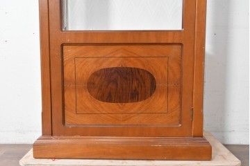 中古　イタリア製　高級家具　FP PASI(フランチェスコ・パージ)　アーチ型のトップが印象的なガラスキャビネット　(R-087564)