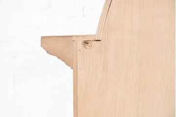 中古　イタリア製　高級家具　FP PASI(フランチェスコ・パージ)　アーチ型のトップが印象的なガラスキャビネット　(R-087564)