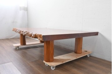 中古　花梨(カリン)材　一枚板ならではの力強い木肌が魅力の重厚な座卓　(R-087565)