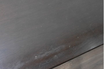 和製ヴィンテージ　ミッドセンチュリー　アルミ脚のシャープなデザインが目を惹くテーブル　(R-087566)