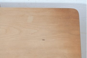 中古　国産職人手作り　チェリー材　やわらかな木肌が魅力の大型ダイニングテーブル　製作費約40万円　(R-087567)