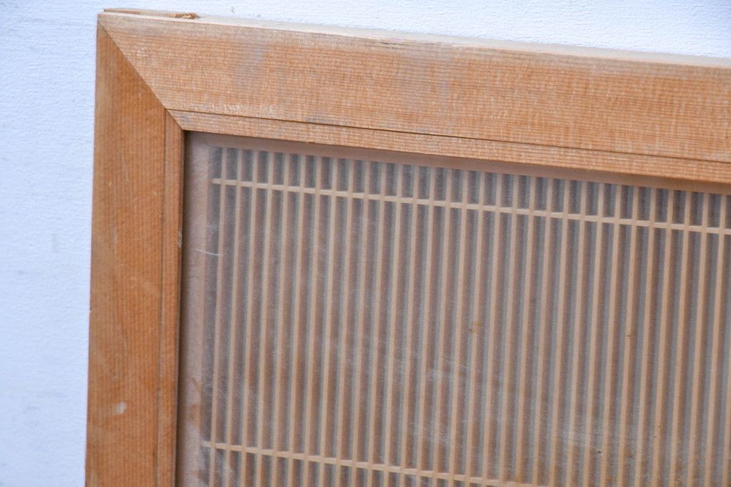 ヴィンテージ建具　昭和中期　両面ガラス　繊細な筬組が美しい筬欄間2枚セット　(R-087570)