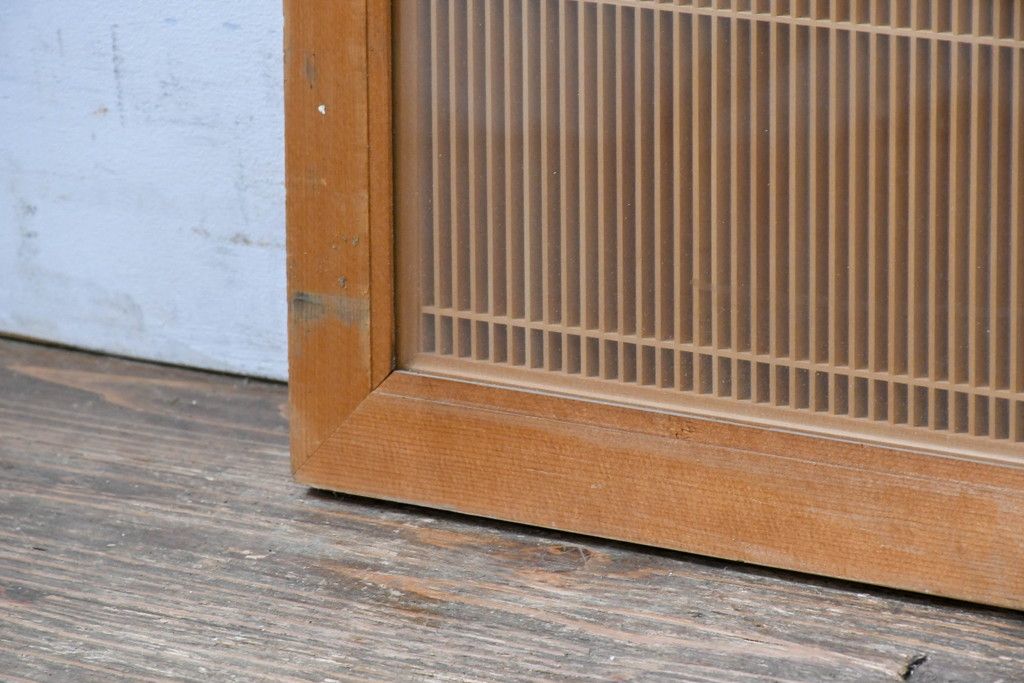 ヴィンテージ建具　昭和中期　両面ガラス　繊細な筬組が美しい筬欄間2枚セット　(R-087570)