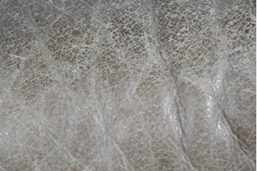 北欧ヴィンテージ　ノルウェー　Lied Mobler(リードモブラー)　本革　チーク材　時を重ねて深みを増した革の表情が味わい深い3人掛けソファ　(R-087571)