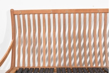 北欧ヴィンテージ　ノルウェー　Lied Mobler(リードモブラー)　本革　チーク材　時を重ねて深みを増した革の表情が味わい深い3人掛けソファ　(R-087571)