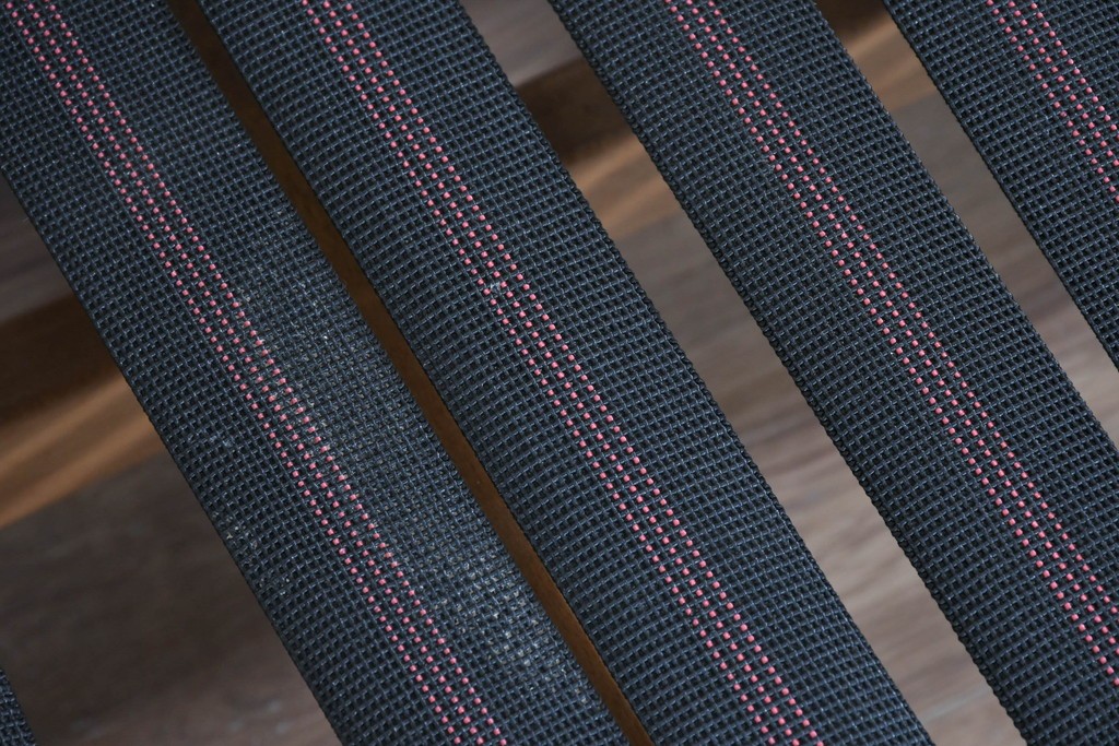 北欧ヴィンテージ　ノルウェー　Lied Mobler(リードモブラー)　本革　チーク材　時を重ねて深みを増した革の表情が味わい深い3人掛けソファ　(R-087571)