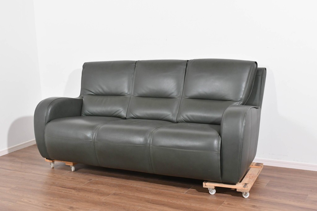 新古　未使用展示品　美品　カリモク家具(karimoku)　domani(ドマーニ)　Excel-Life(エクセルライフ)　本革　三人掛けソファ　定価約100万円　(R-087572)