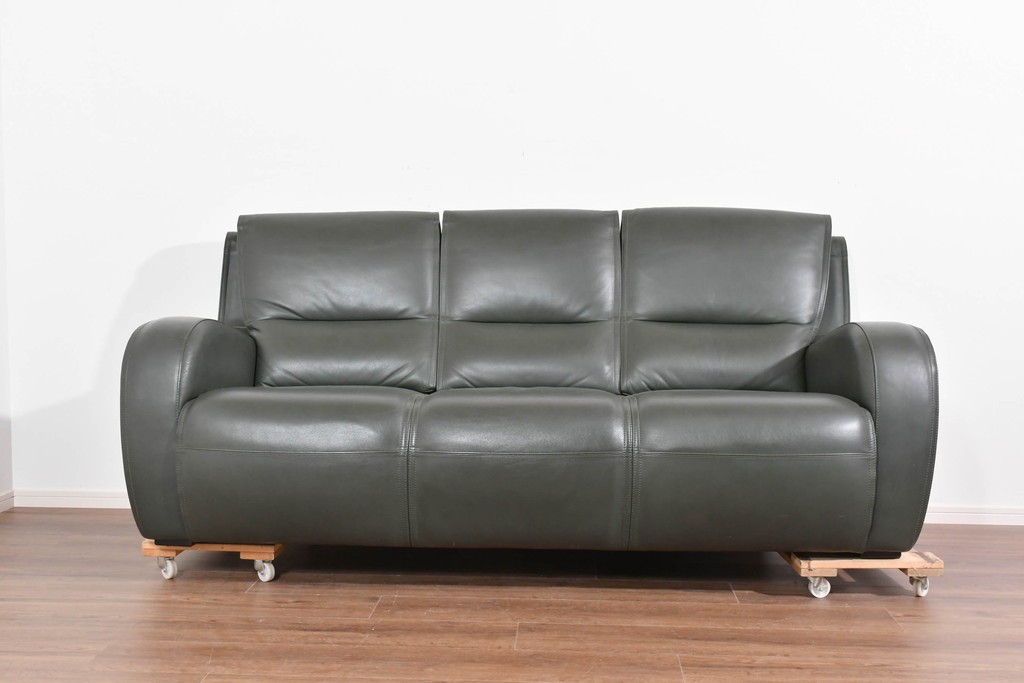 新古　未使用展示品　美品　カリモク家具(karimoku)　domani(ドマーニ)　Excel-Life(エクセルライフ)　本革　三人掛けソファ　定価約100万円　(R-087572)