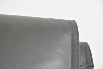 新古　未使用展示品　美品　カリモク家具(karimoku)　domani(ドマーニ)　Excel-Life(エクセルライフ)　本革　三人掛けソファ　定価約100万円　(R-087572)