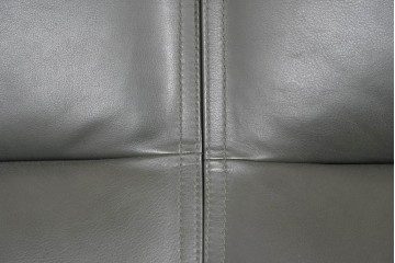 新古　未使用展示品　美品　カリモク家具(karimoku)　domani(ドマーニ)　Excel-Life(エクセルライフ)　本革　三人掛けソファ　定価約100万円　(R-087572)