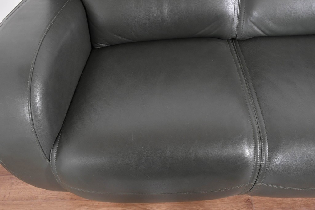 新古　未使用展示品　美品　カリモク家具(karimoku)　domani(ドマーニ)　Excel-Life(エクセルライフ)　本革　三人掛けソファ　定価約100万円　(R-087572)