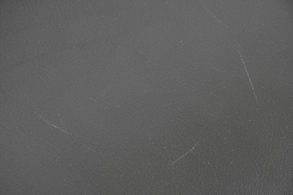 新古　未使用展示品　美品　カリモク家具(karimoku)　domani(ドマーニ)　Excel-Life(エクセルライフ)　本革　三人掛けソファ　定価約100万円　(R-087572)