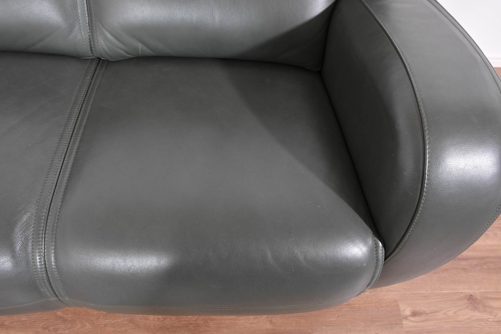 新古　未使用展示品　美品　カリモク家具(karimoku)　domani(ドマーニ)　Excel-Life(エクセルライフ)　本革　三人掛けソファ　定価約100万円　(R-087572)