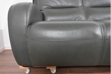 新古　未使用展示品　美品　カリモク家具(karimoku)　domani(ドマーニ)　Excel-Life(エクセルライフ)　本革　三人掛けソファ　定価約100万円　(R-087572)