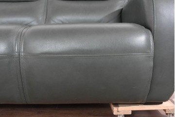 新古　未使用展示品　美品　カリモク家具(karimoku)　domani(ドマーニ)　Excel-Life(エクセルライフ)　本革　三人掛けソファ　定価約100万円　(R-087572)