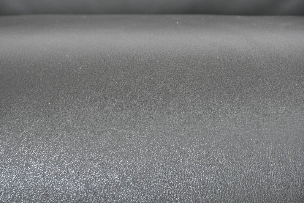 新古　未使用展示品　美品　カリモク家具(karimoku)　domani(ドマーニ)　Excel-Life(エクセルライフ)　本革　三人掛けソファ　定価約100万円　(R-087572)