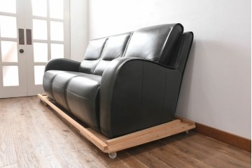 新古　未使用展示品　美品　カリモク家具(karimoku)　domani(ドマーニ)　Excel-Life(エクセルライフ)　本革　三人掛けソファ　定価約100万円　(R-087572)
