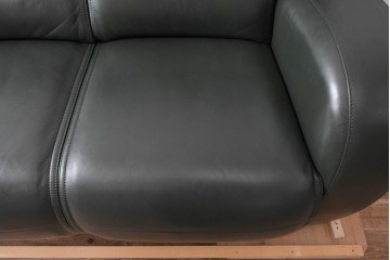 新古　未使用展示品　美品　カリモク家具(karimoku)　domani(ドマーニ)　Excel-Life(エクセルライフ)　本革　三人掛けソファ　定価約100万円　(R-087572)