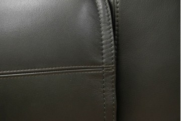 新古　未使用展示品　美品　カリモク家具(karimoku)　domani(ドマーニ)　Excel-Life(エクセルライフ)　本革　三人掛けソファ　定価約100万円　(R-087572)
