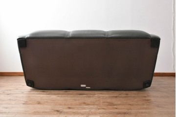 新古　未使用展示品　美品　カリモク家具(karimoku)　domani(ドマーニ)　Excel-Life(エクセルライフ)　本革　三人掛けソファ　定価約100万円　(R-087572)