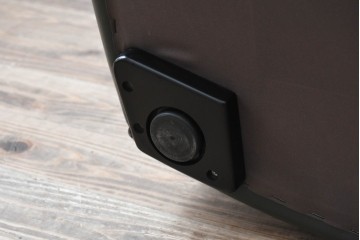新古　未使用展示品　美品　カリモク家具(karimoku)　domani(ドマーニ)　Excel-Life(エクセルライフ)　本革　三人掛けソファ　定価約100万円　(R-087572)