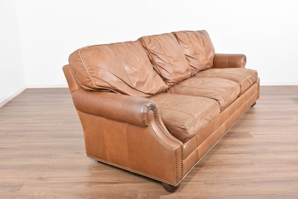 アメリカヴィンテージ　LEXINGTON(レキシントン)　本革　使いこまれた革ならではの表情が味わい深い3人掛けソファ　(R-087573)