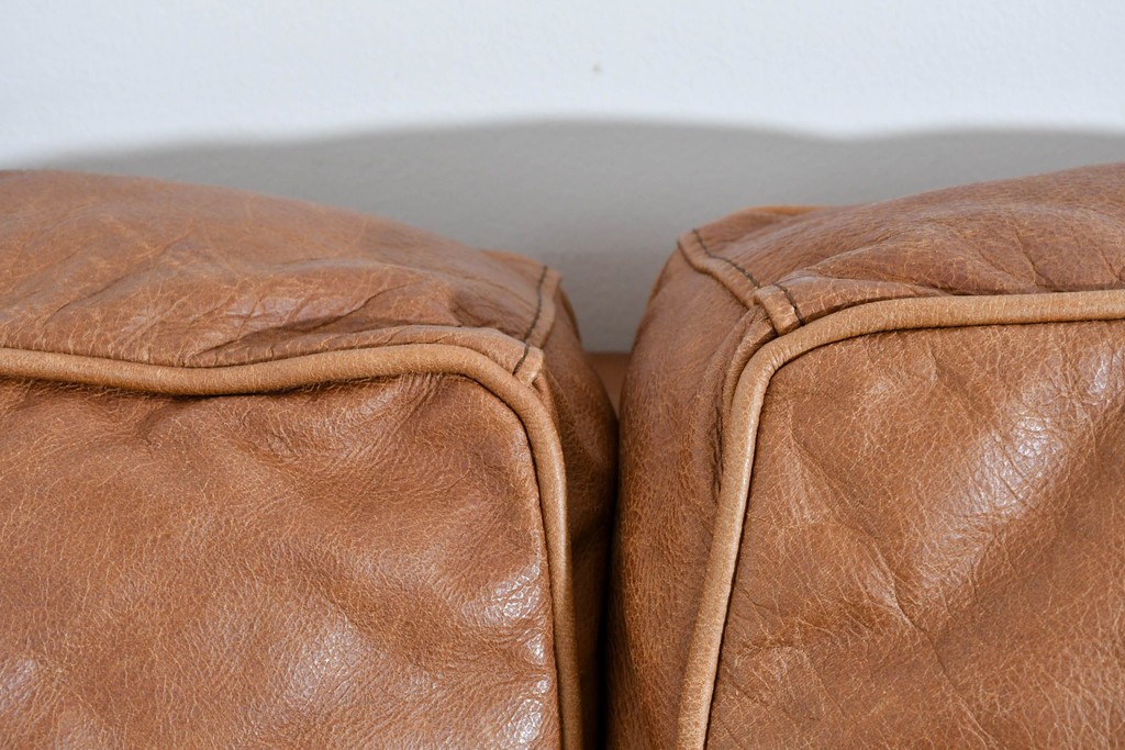 アメリカヴィンテージ　LEXINGTON(レキシントン)　本革　使いこまれた革ならではの表情が味わい深い3人掛けソファ　(R-087573)