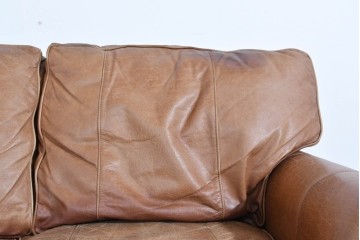 アメリカヴィンテージ　LEXINGTON(レキシントン)　本革　使いこまれた革ならではの表情が味わい深い3人掛けソファ　(R-087573)