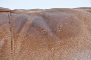 アメリカヴィンテージ　LEXINGTON(レキシントン)　本革　使いこまれた革ならではの表情が味わい深い3人掛けソファ　(R-087573)