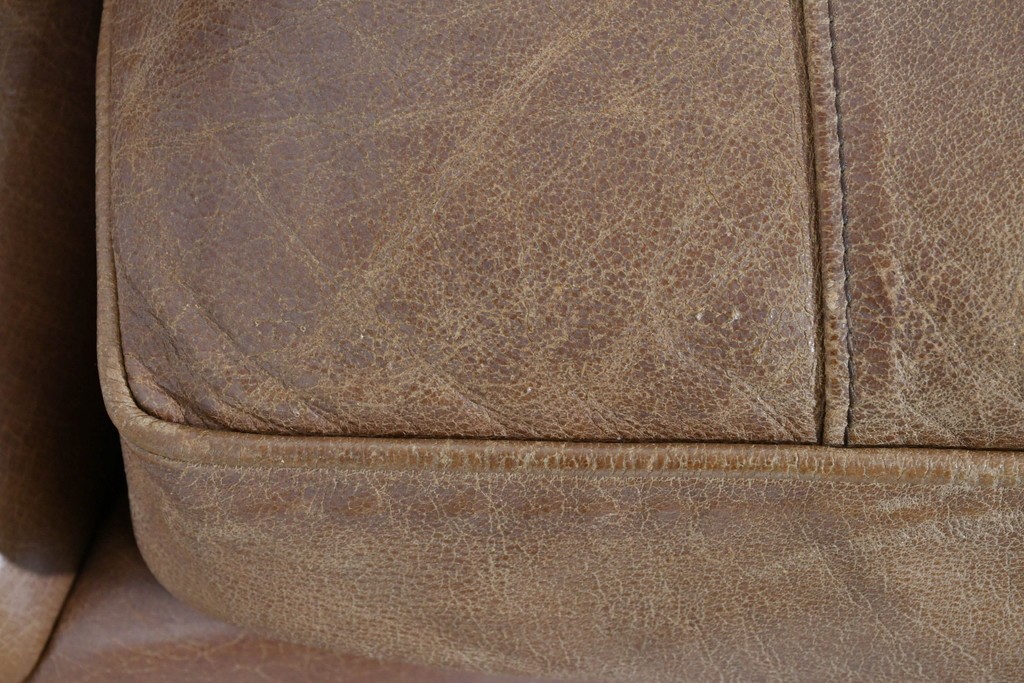 アメリカヴィンテージ　LEXINGTON(レキシントン)　本革　使いこまれた革ならではの表情が味わい深い3人掛けソファ　(R-087573)