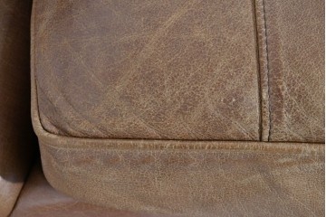 アメリカヴィンテージ　LEXINGTON(レキシントン)　本革　使いこまれた革ならではの表情が味わい深い3人掛けソファ　(R-087573)