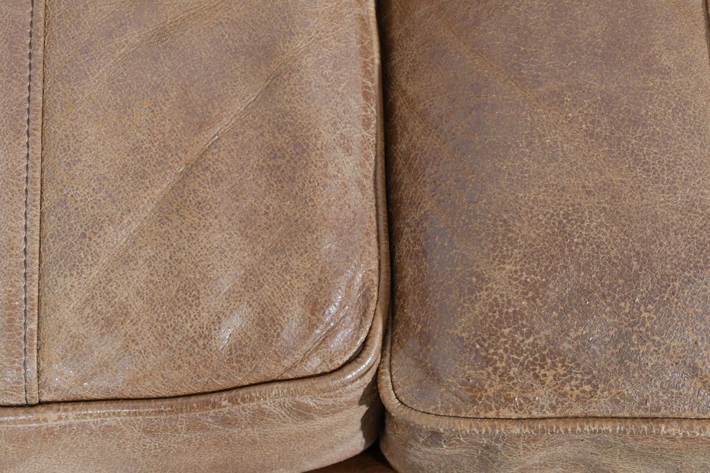 アメリカヴィンテージ　LEXINGTON(レキシントン)　本革　使いこまれた革ならではの表情が味わい深い3人掛けソファ　(R-087573)