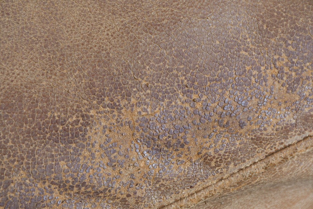 アメリカヴィンテージ　LEXINGTON(レキシントン)　本革　使いこまれた革ならではの表情が味わい深い3人掛けソファ　(R-087573)