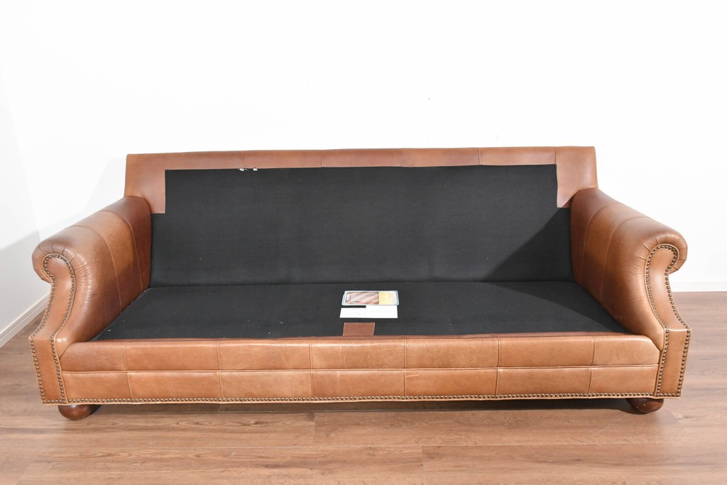 アメリカヴィンテージ　LEXINGTON(レキシントン)　本革　使いこまれた革ならではの表情が味わい深い3人掛けソファ　(R-087573)